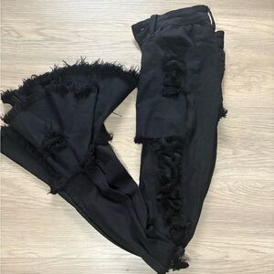 Women's Black Distressed Jeans